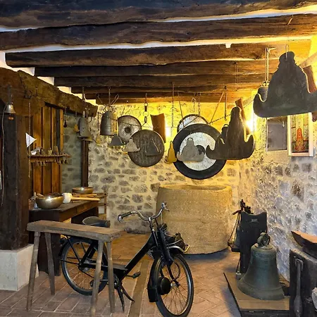 Museo De Campanas, Vierna *